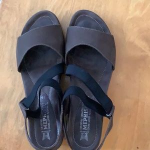 Mephisto sandals. Brown. Size 9. Excellent condition